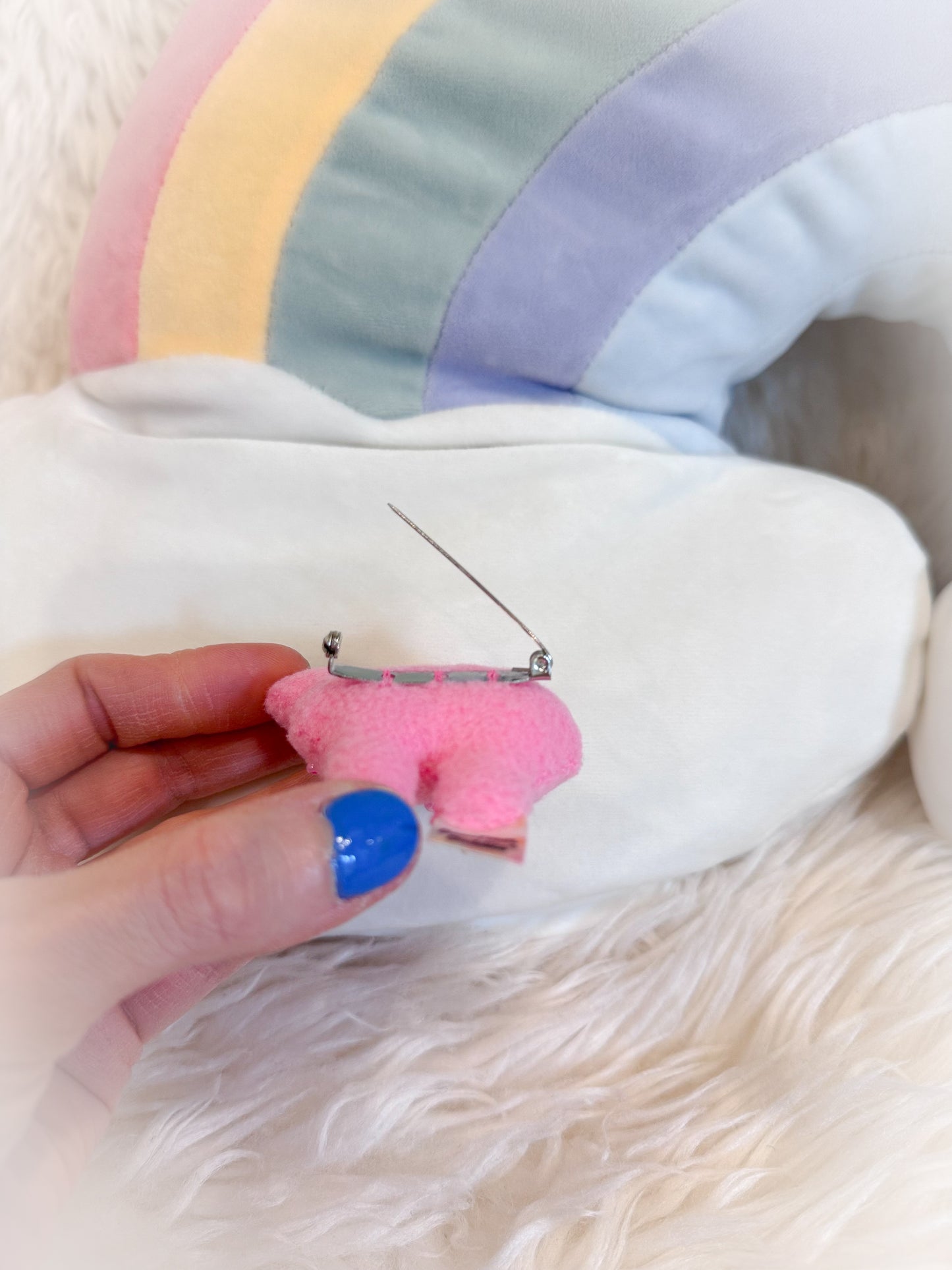 BeanTown Buddies® Circus Cooki Camel Pin