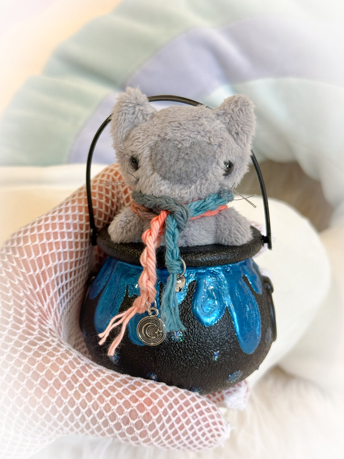 BeanTown Buddies® Teeny Cauldron Kitti