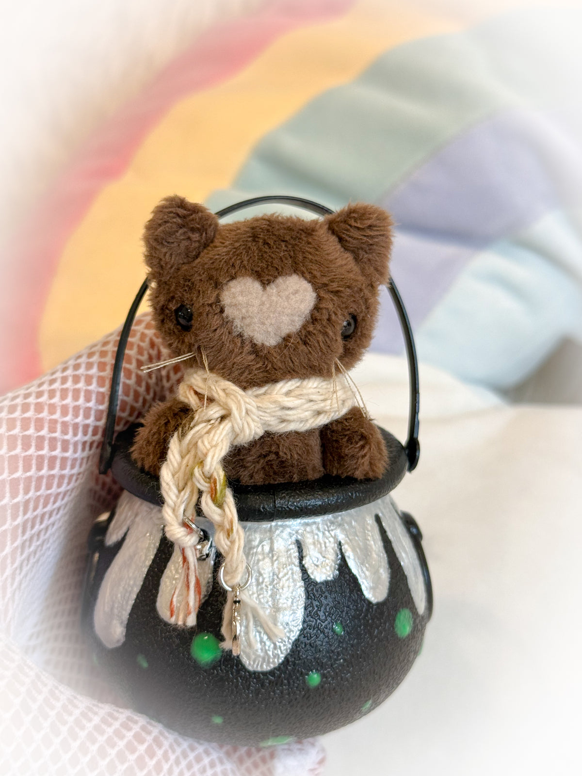 BeanTown Buddies® Teeny Cauldron Kitti