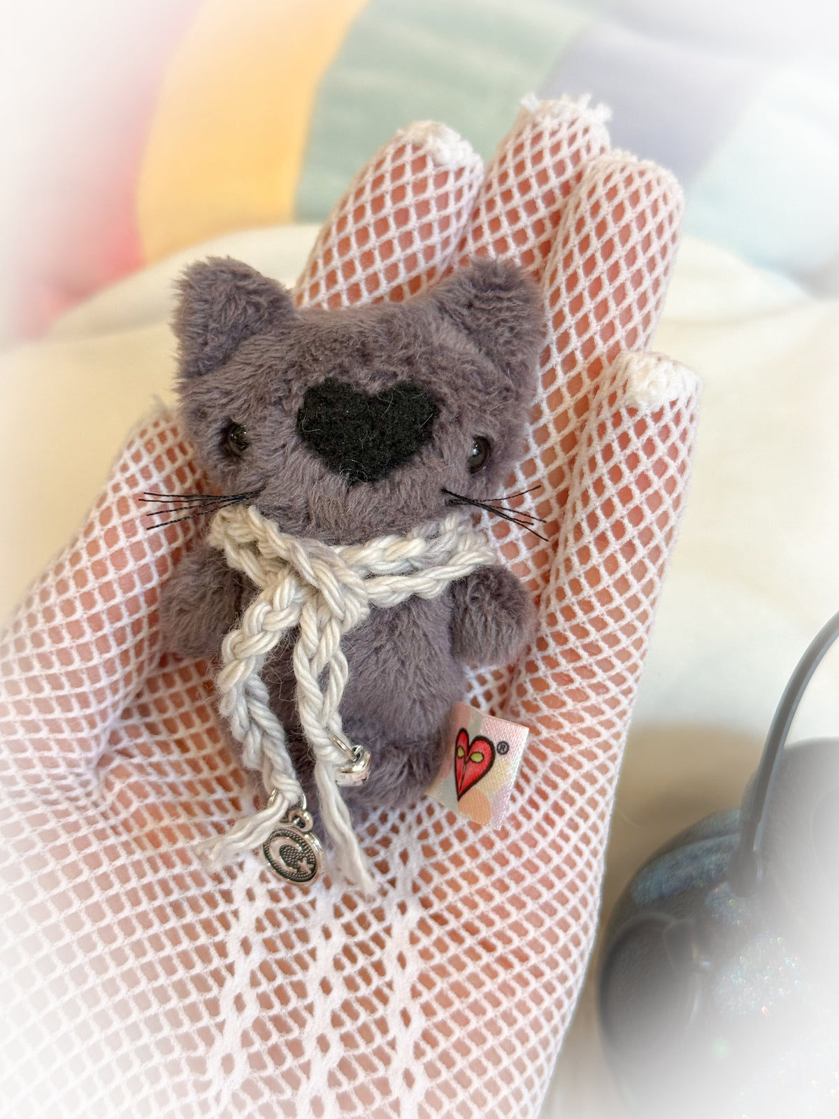 BeanTown Buddies® Teeny Cauldron Kitti