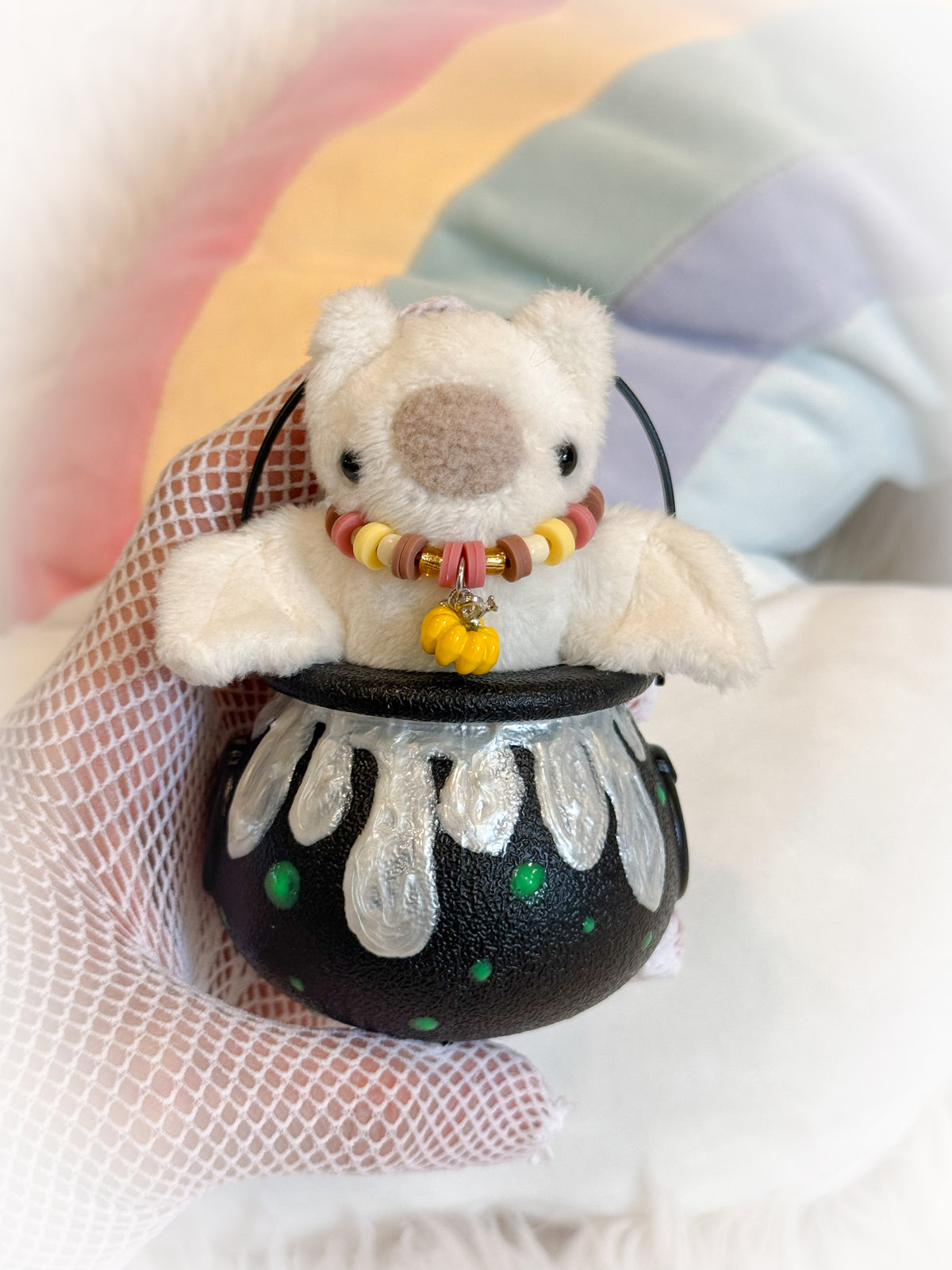 BeanTown Buddies® Teeny Cauldron Bati