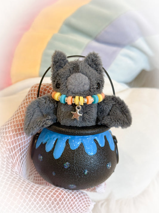 BeanTown Buddies® Teeny Cauldron Bati