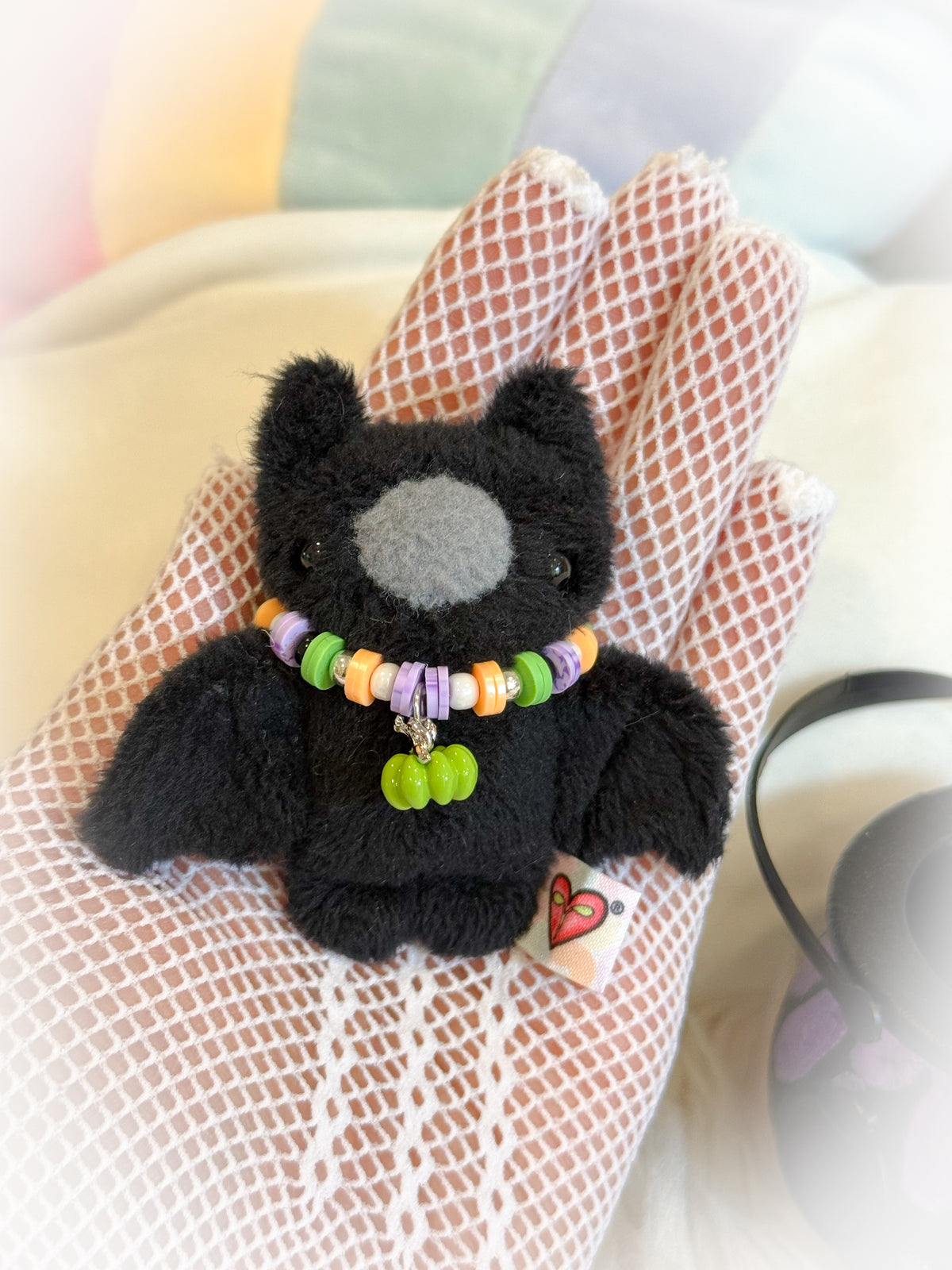 BeanTown Buddies® Teeny Cauldron Bati