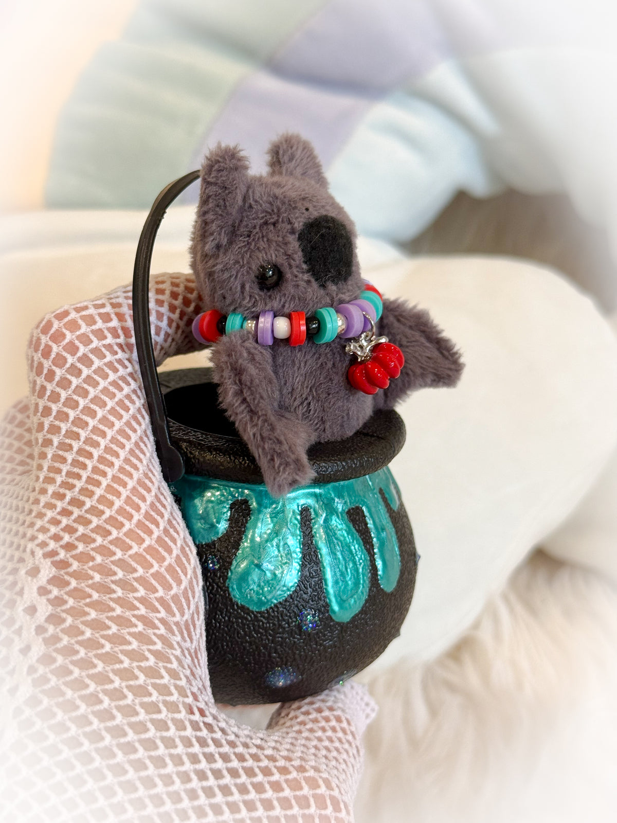 BeanTown Buddies® Teeny Cauldron Bati