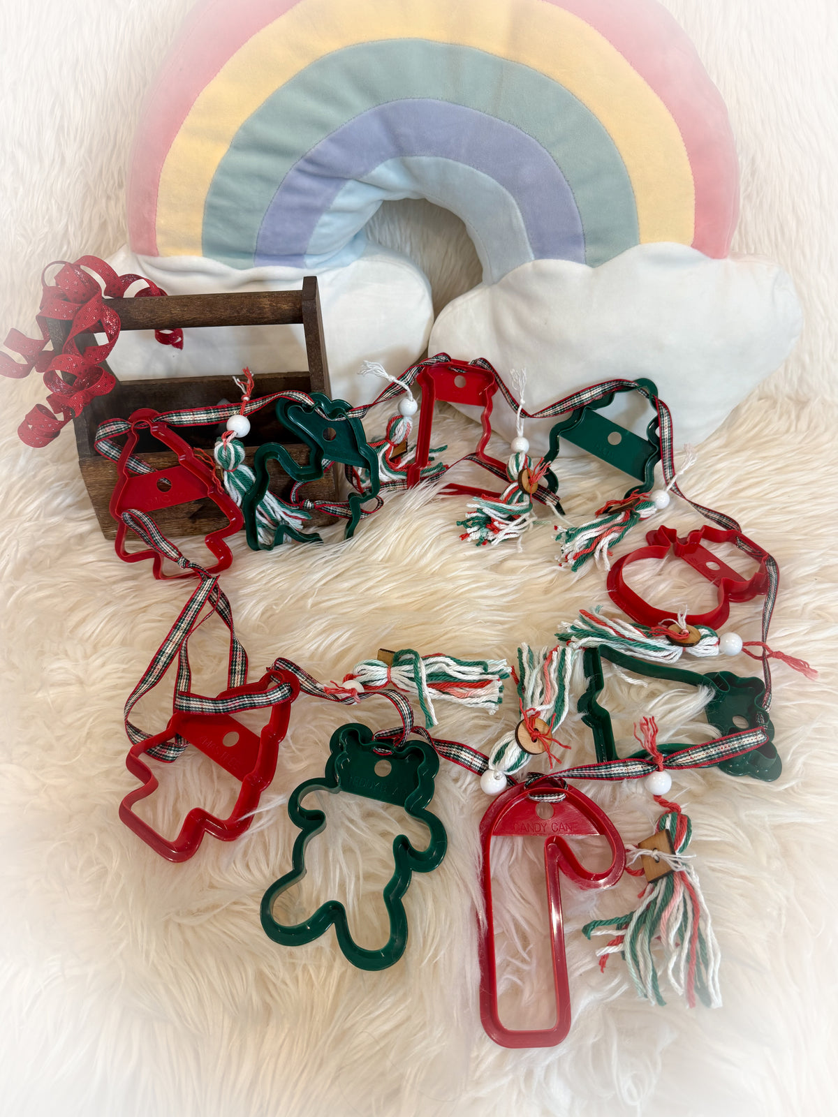BeanTown Buddies® Vintage Cookie Cutter Garland Box Set