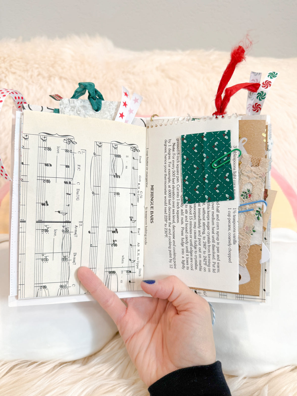 BeanTown Buddies® Vintage Christmas Card Junk Journal