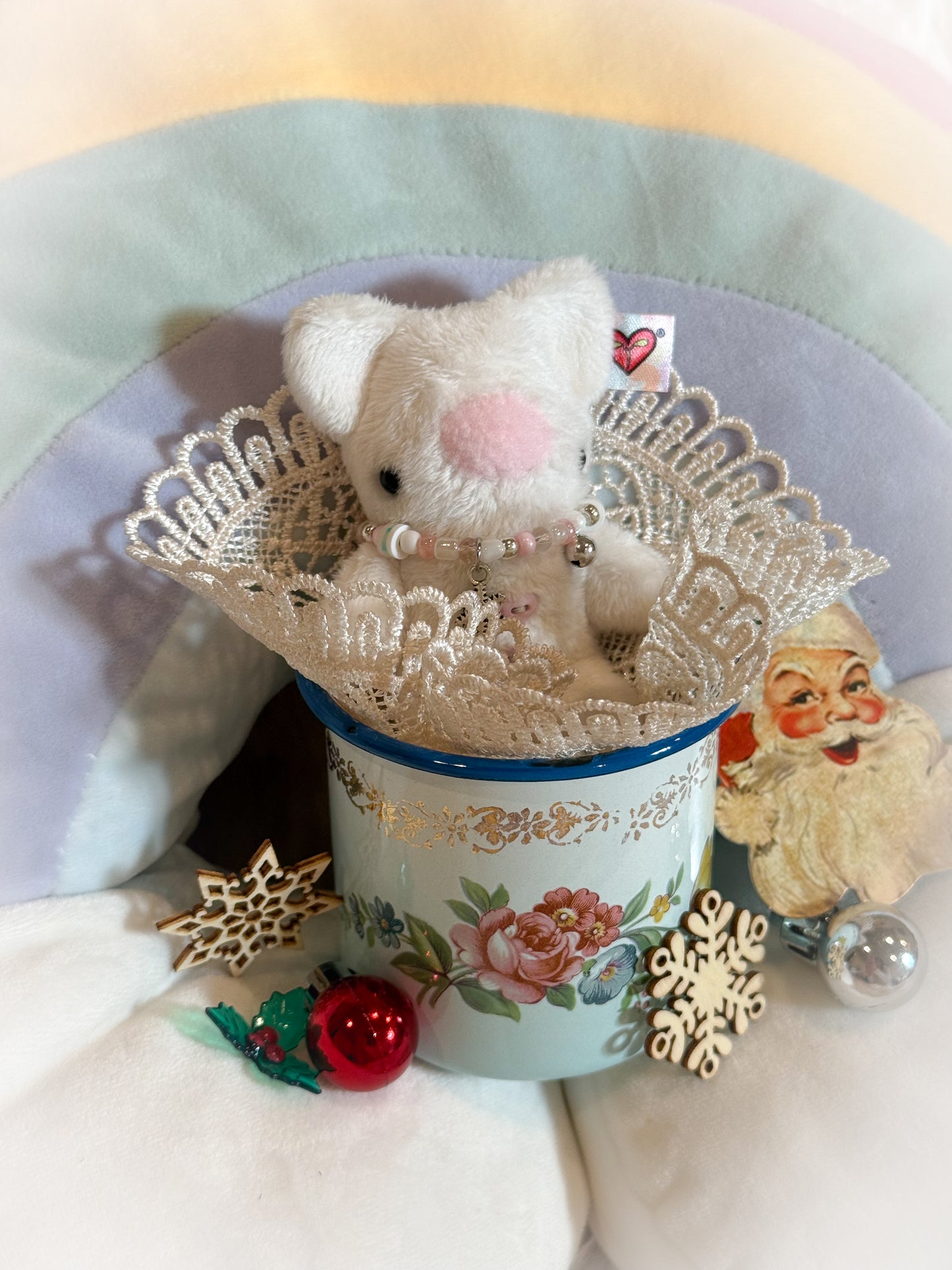 BeanTown Buddies® Tiny Polar Teddi & Vintage Cup