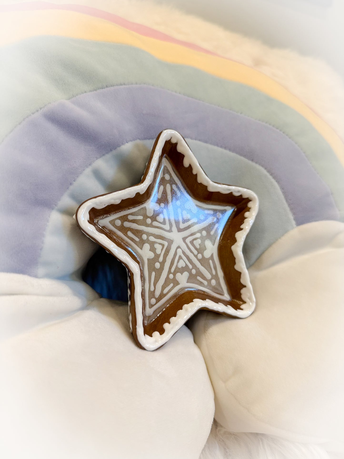 BeanTown Buddies®  Gingerbread Star Trinket Tray