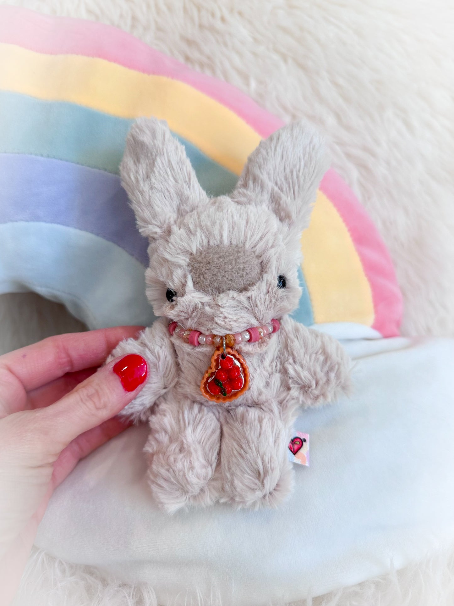 BeanTown Buddies® Pocket Fuzzi Bunni