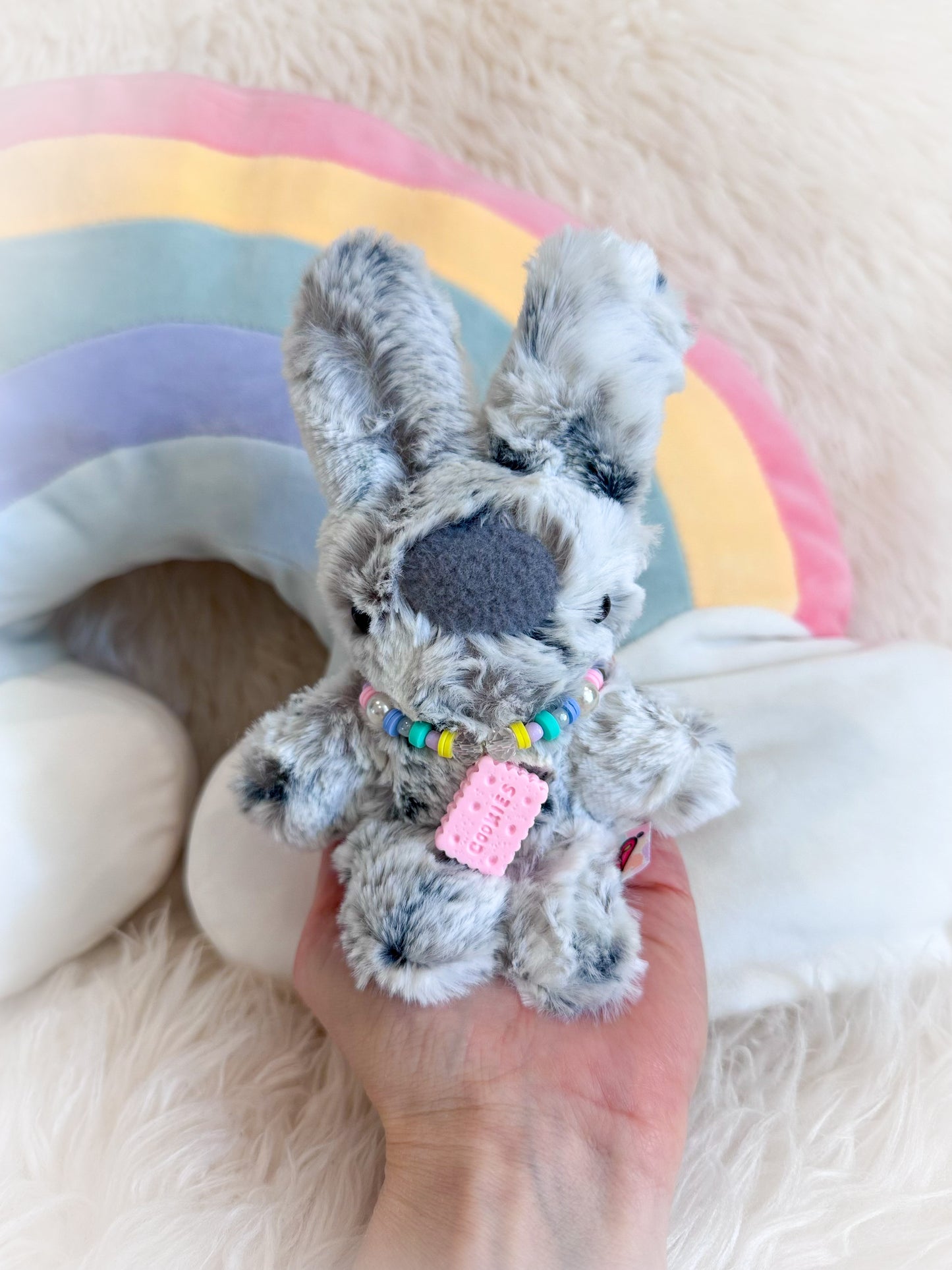 BeanTown Buddies® Pocket Fuzzi Bunni