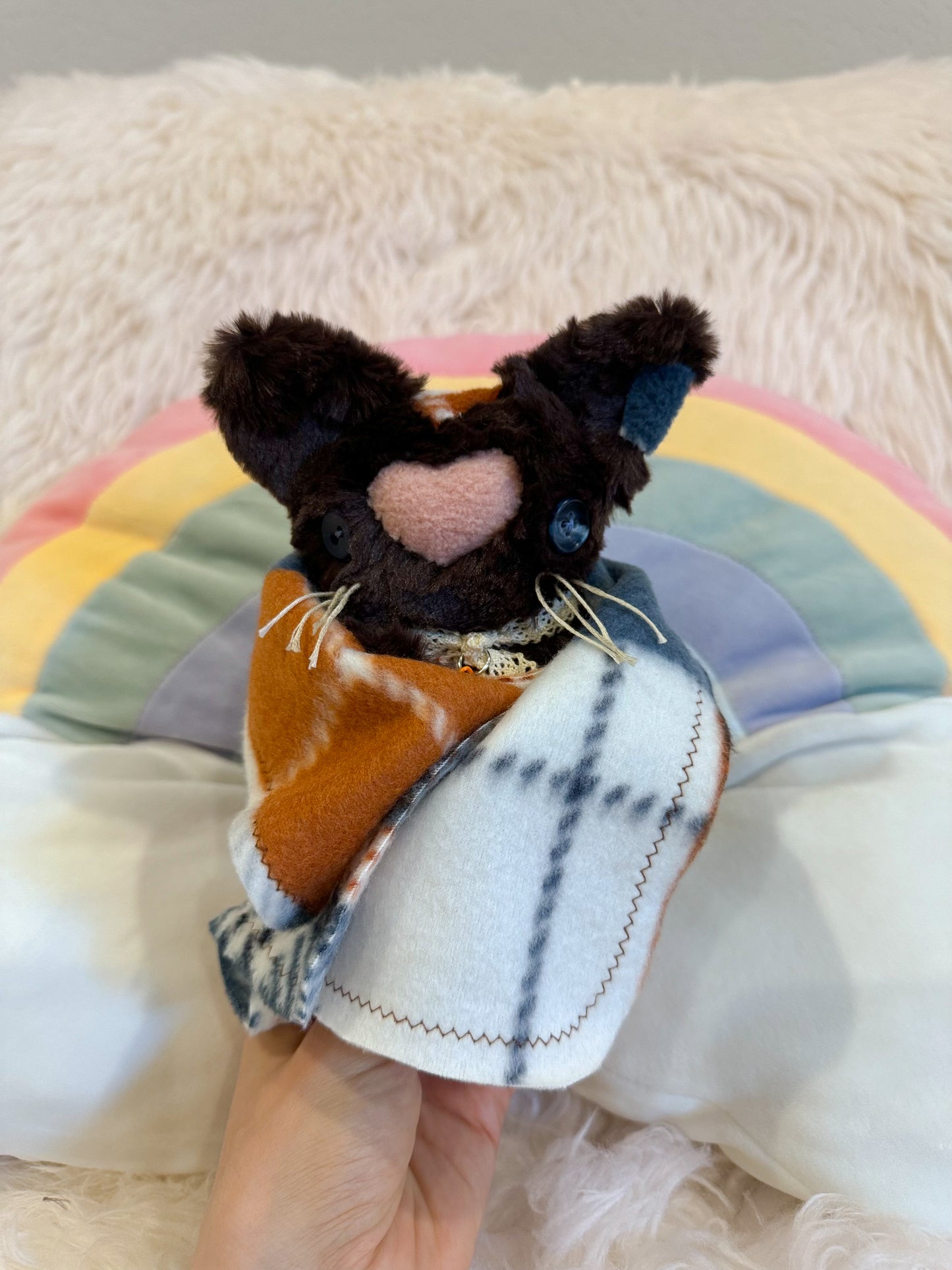 BeanTown Buddies® Pocket Kitti Babi Bottoni