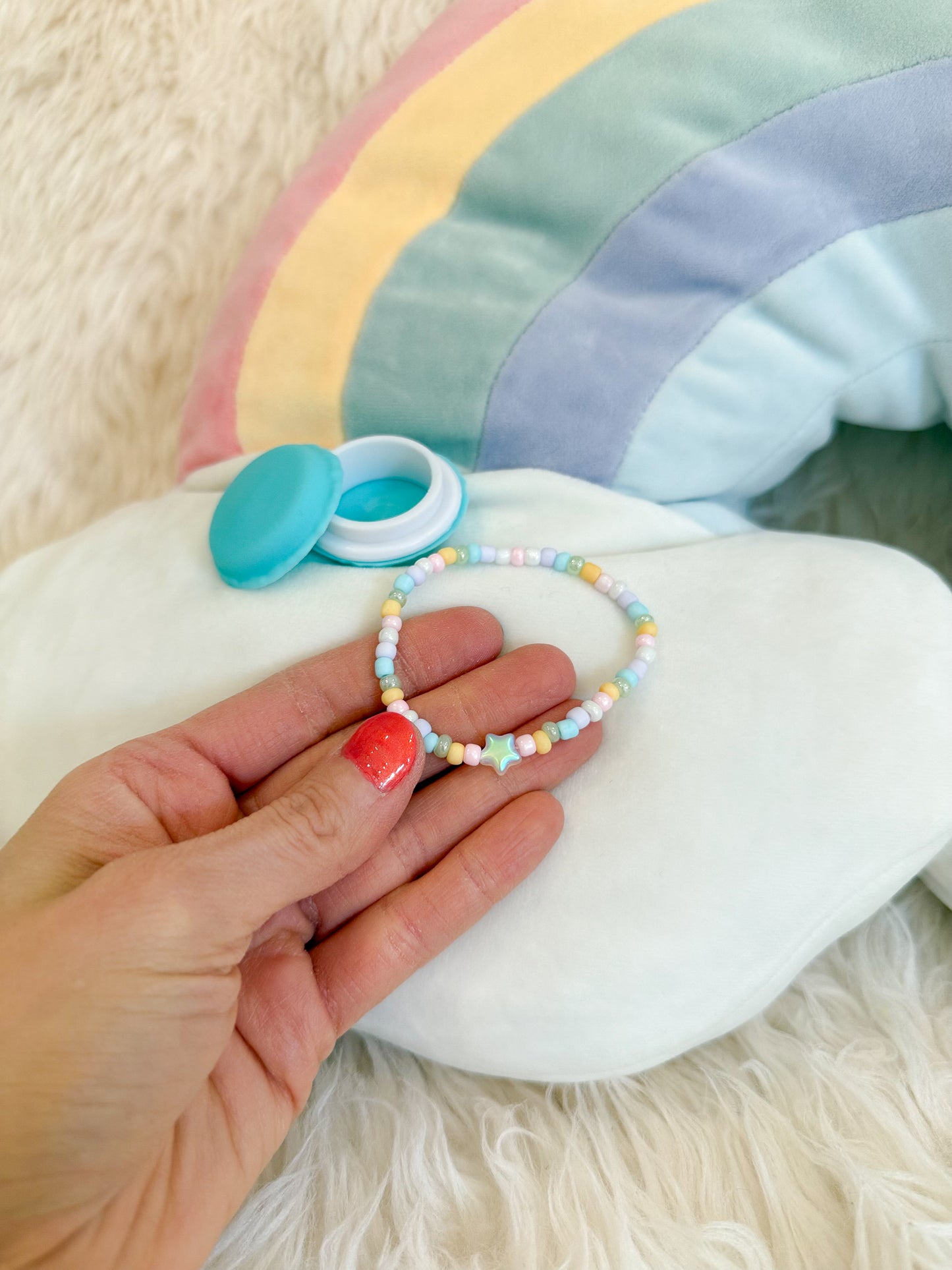 BeanTown Buddies® Rainbow Macaron Bracelet