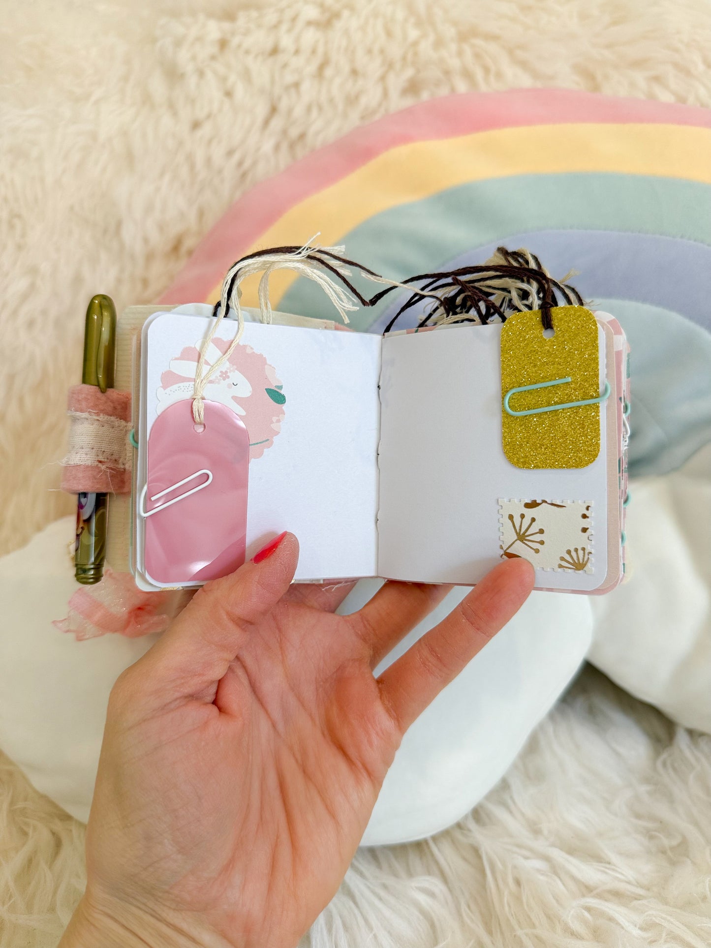 BeanTown Buddies® Teeny Junk Journal