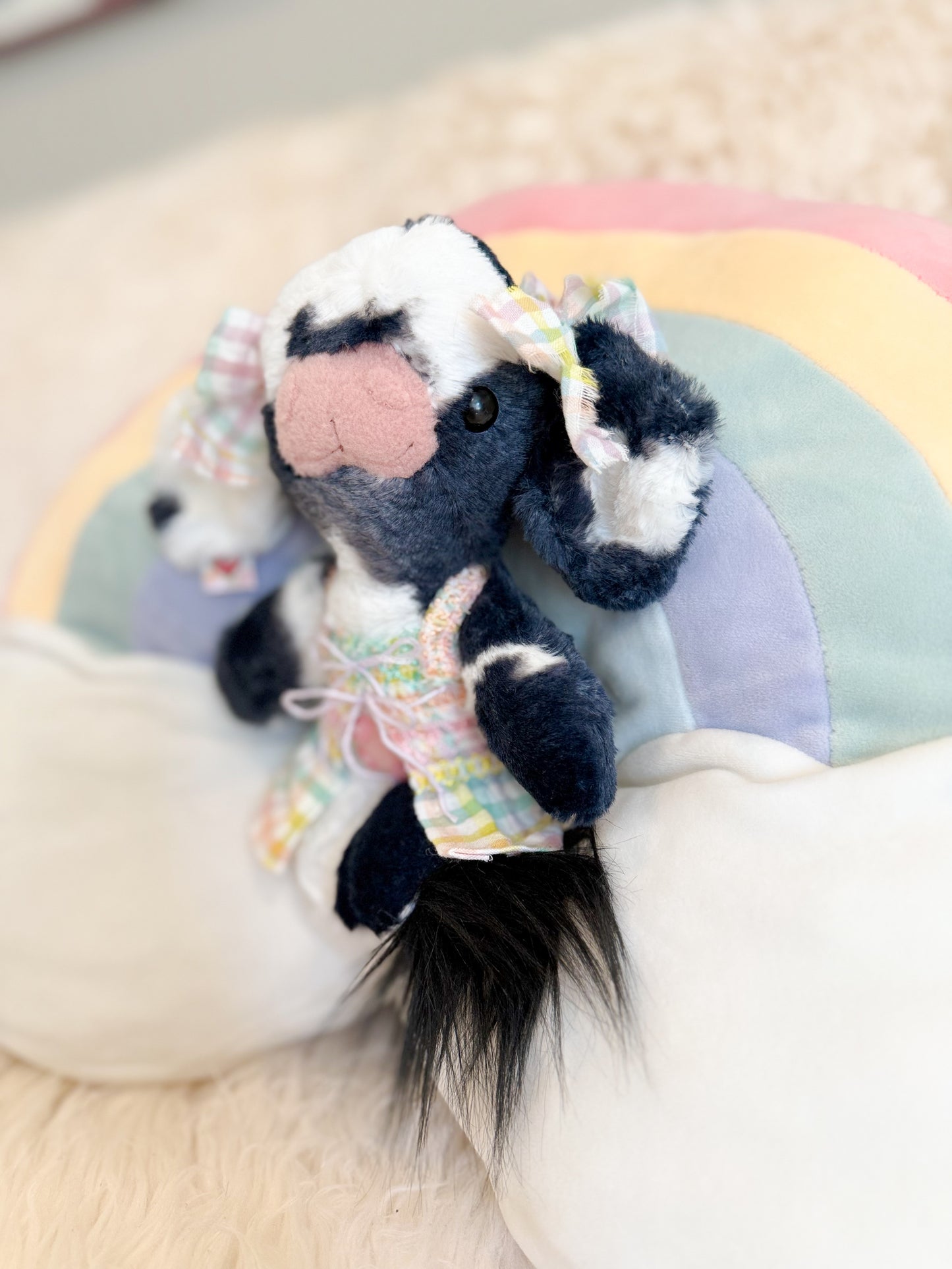 BeanTown Buddies® Medium Moozi Babi Daisi