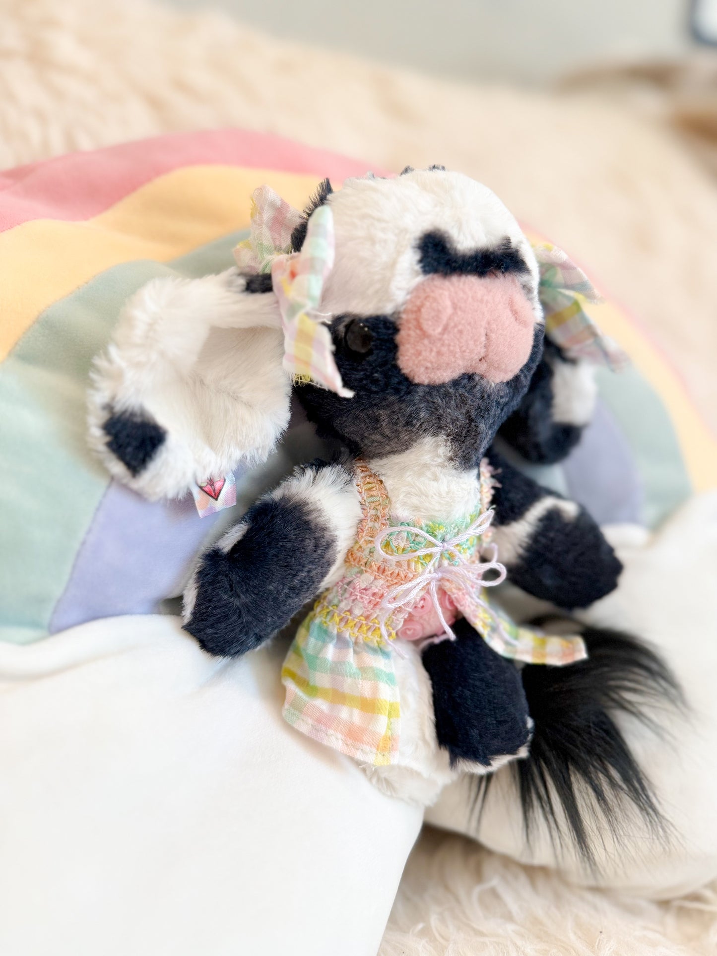 BeanTown Buddies® Medium Moozi Babi Daisi