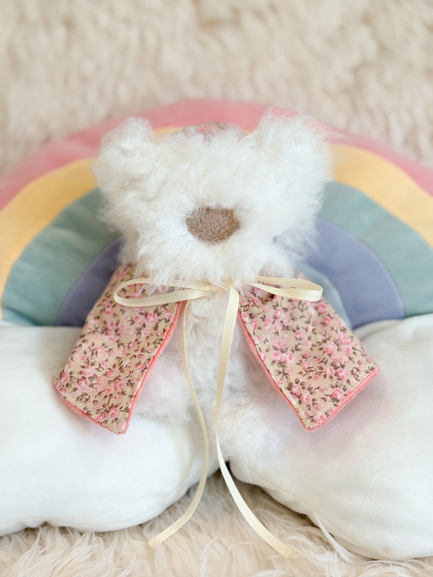 BeanTown Buddies® Fuzzi Cloaked Wolfi