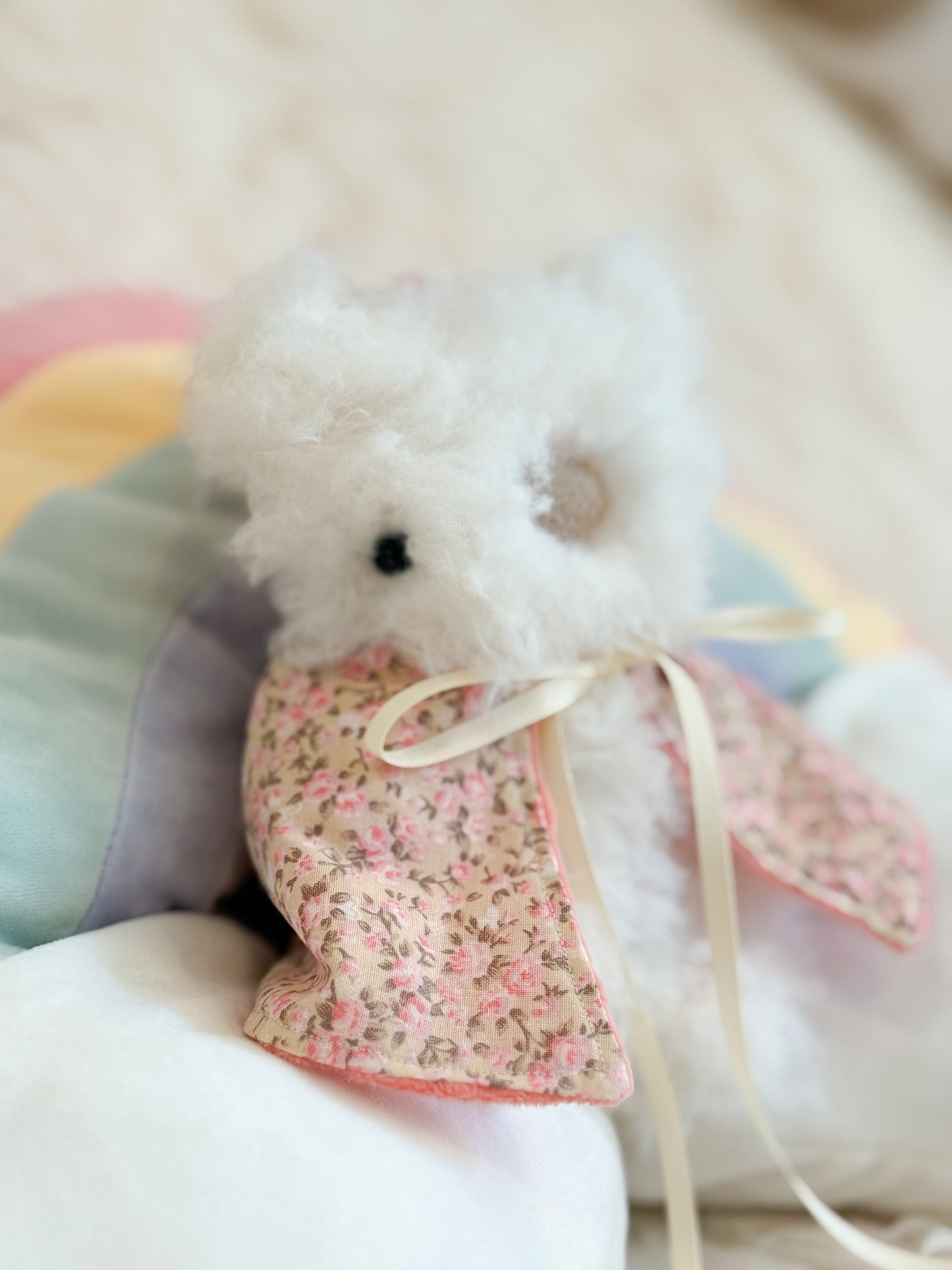 BeanTown Buddies® Fuzzi Cloaked Wolfi