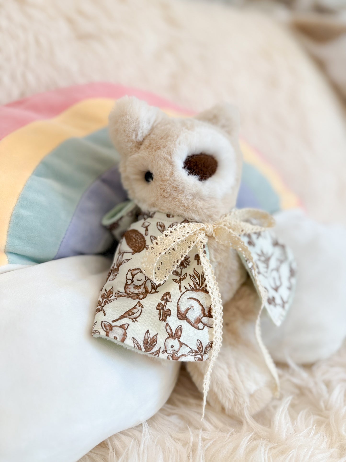 BeanTown Buddies® Floofi Cloaked Wolfi