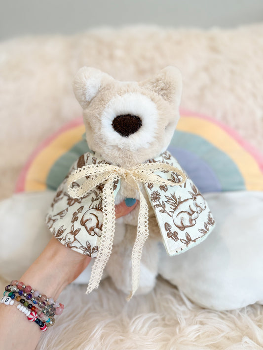 BeanTown Buddies® Floofi Cloaked Wolfi