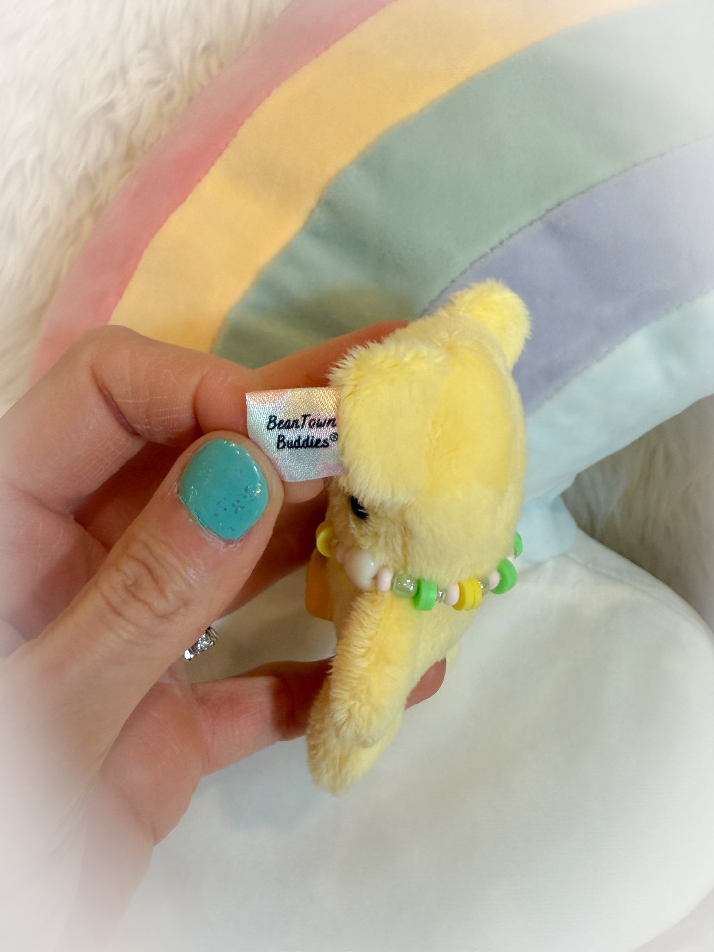 BeanTown Buddies® Tiny Gummi Bear