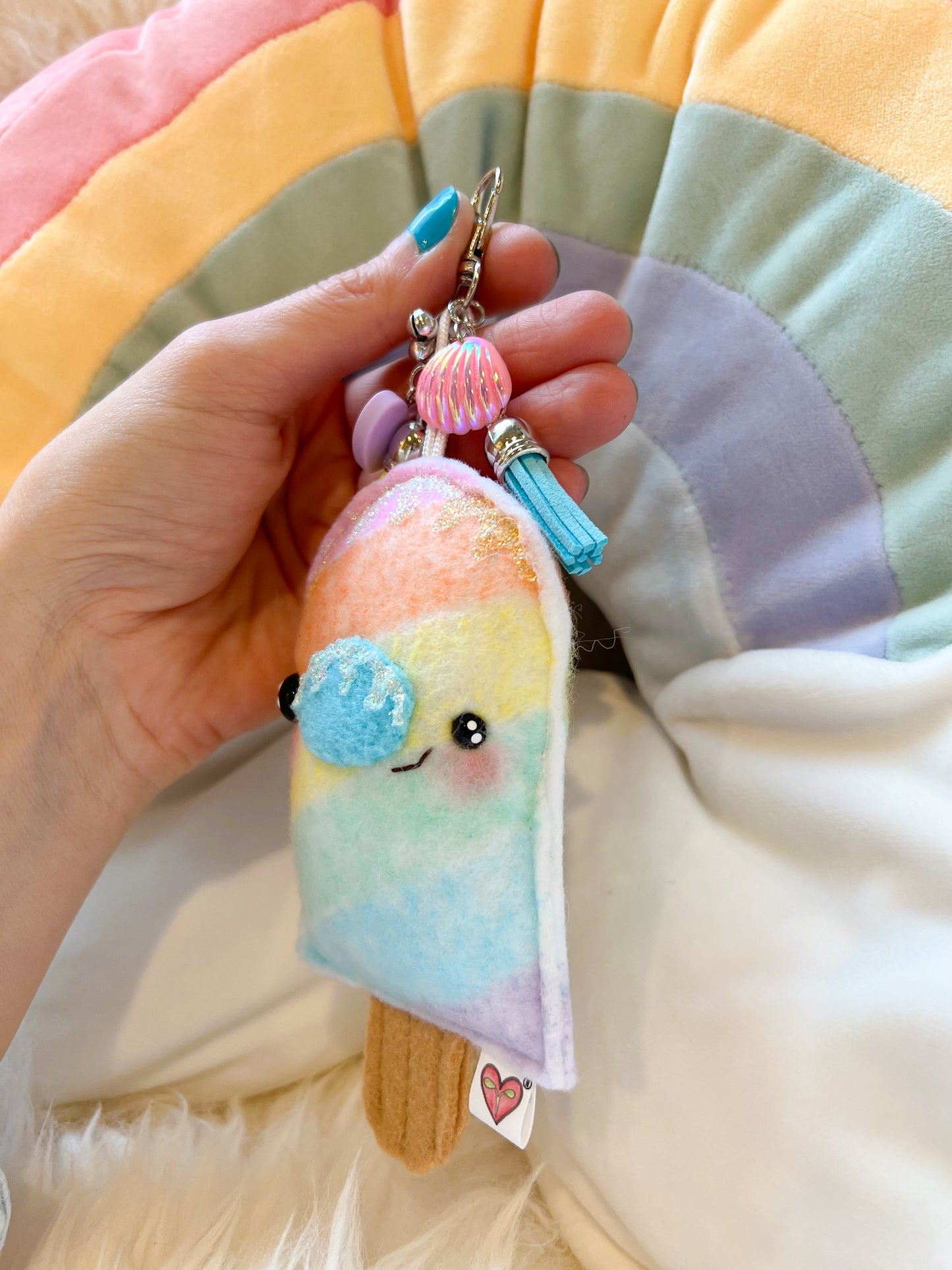 BeanTown Buddies® Oli Pop Rainbow Popsicle Keychain