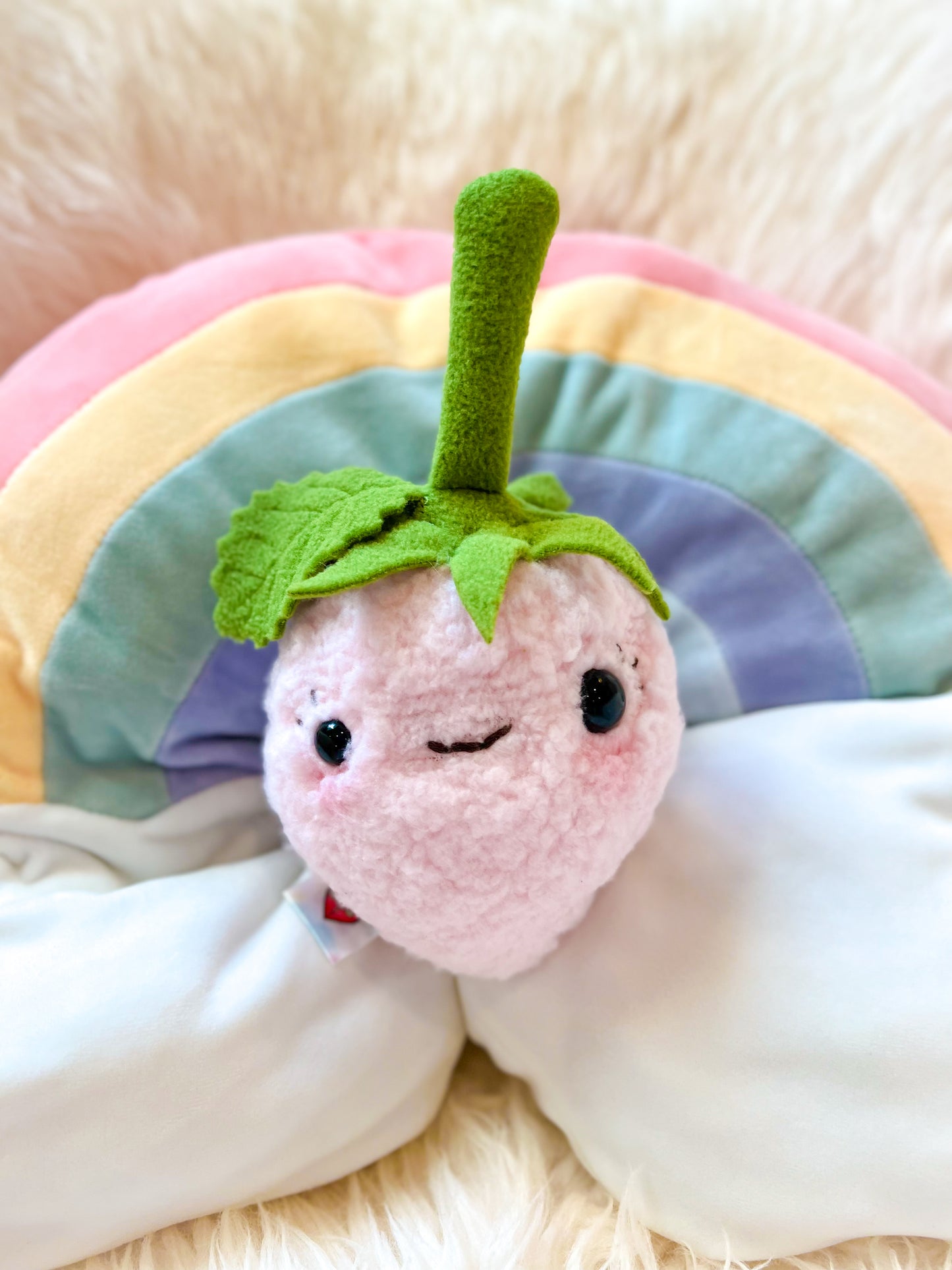 BeanTown Buddies® Straw-Berri Jingle Plushie